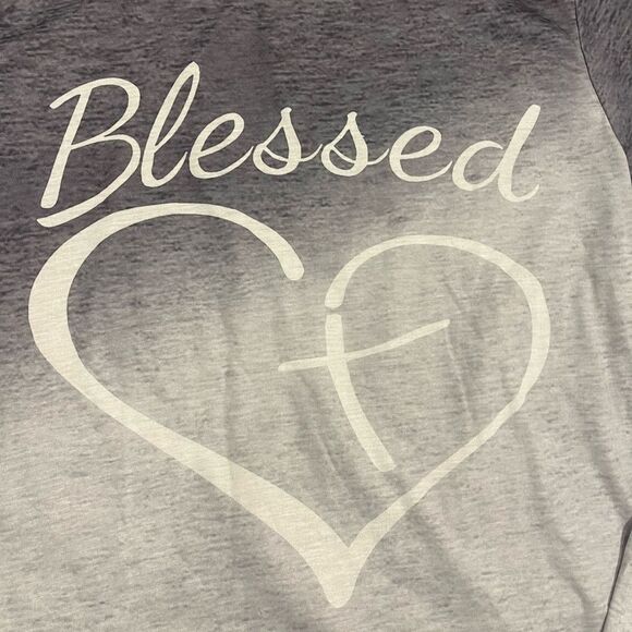 Blessed Heart Long Sleeve Shirt Size XXL Runs Small Like a L/XL - Picture 5 of 6